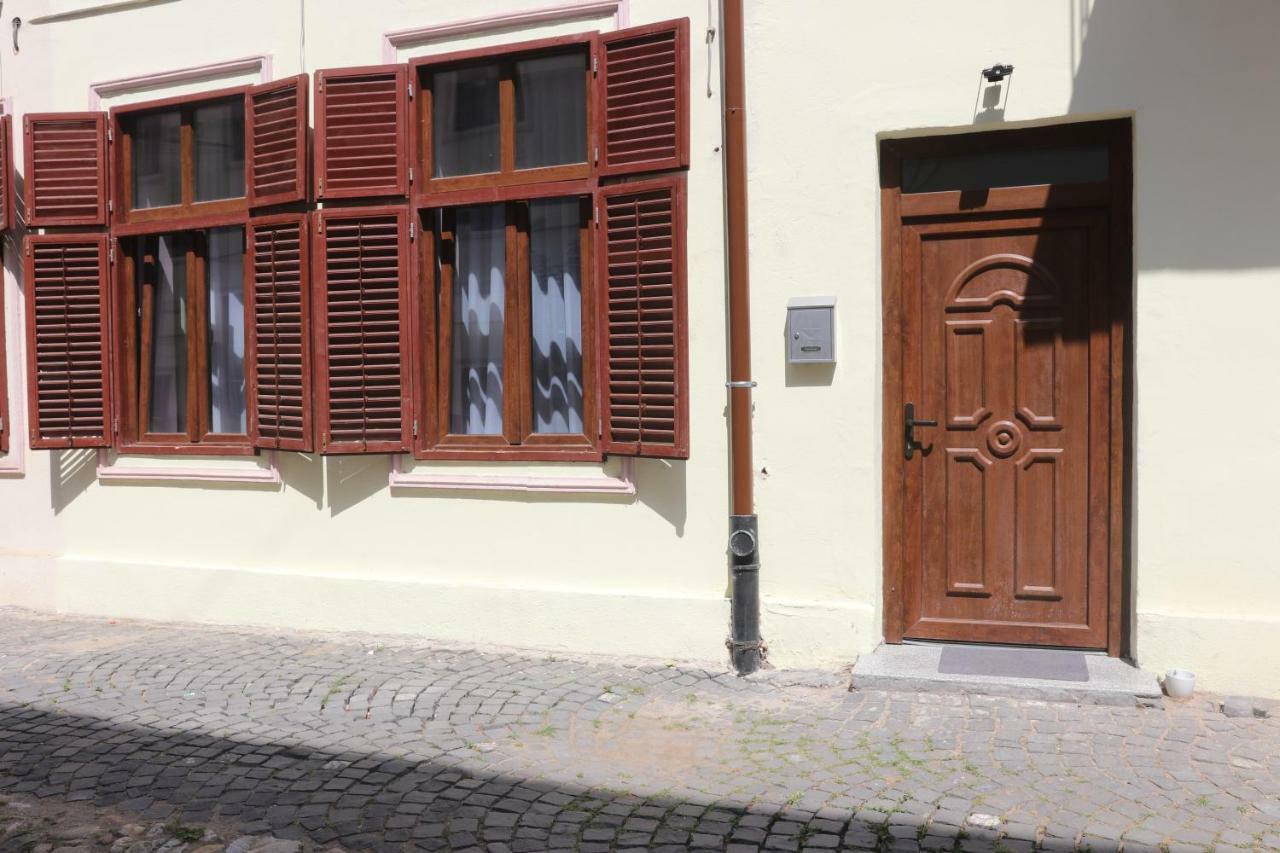 Apartment Queen Sibiu Exterior photo